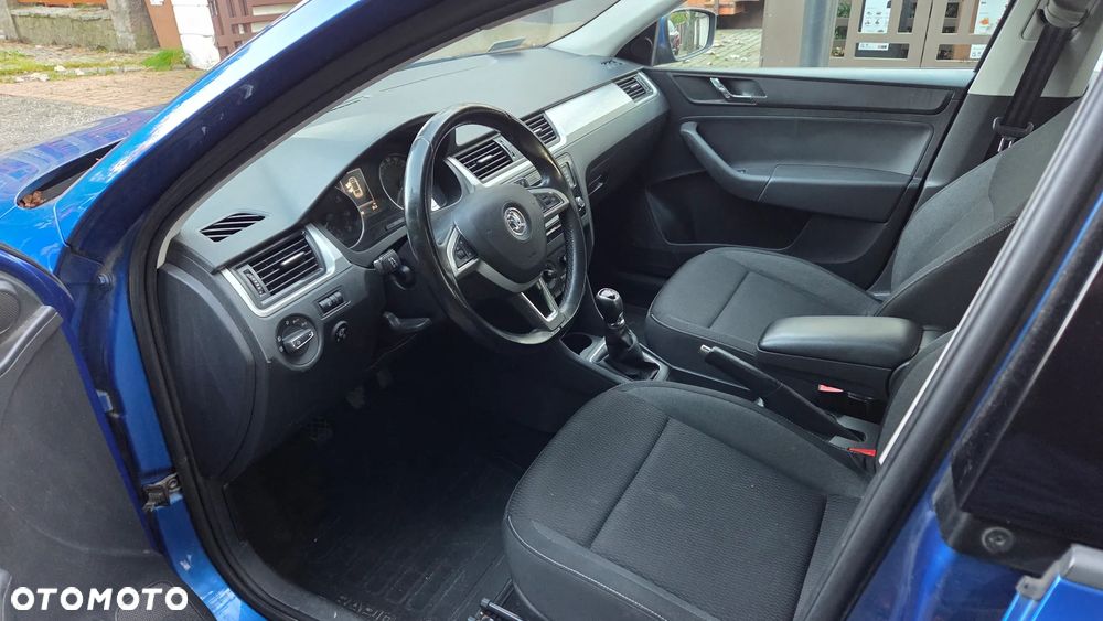 Skoda RAPID Spb 1.2 TSI Ambition - 8