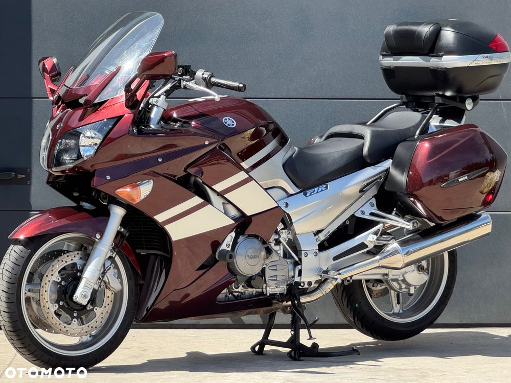 Yamaha FJR - 26