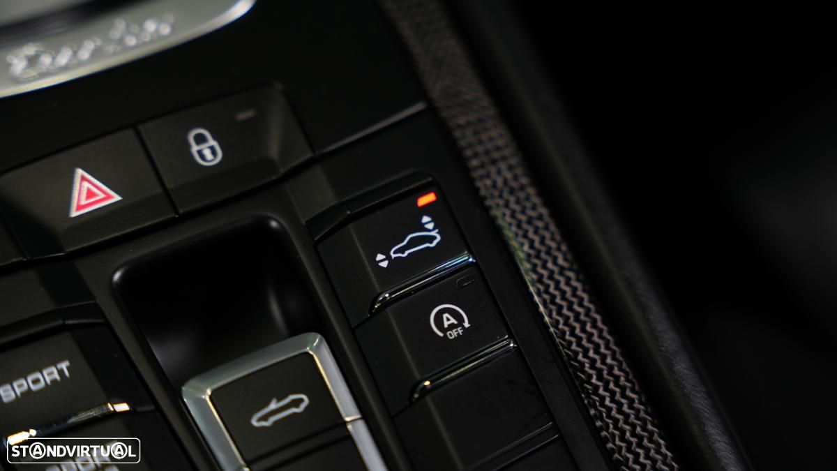 Porsche 911 (991) Turbo S PDK - 28