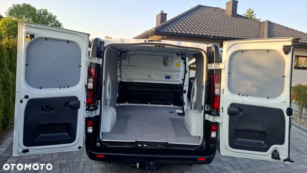 Renault Trafic - 22