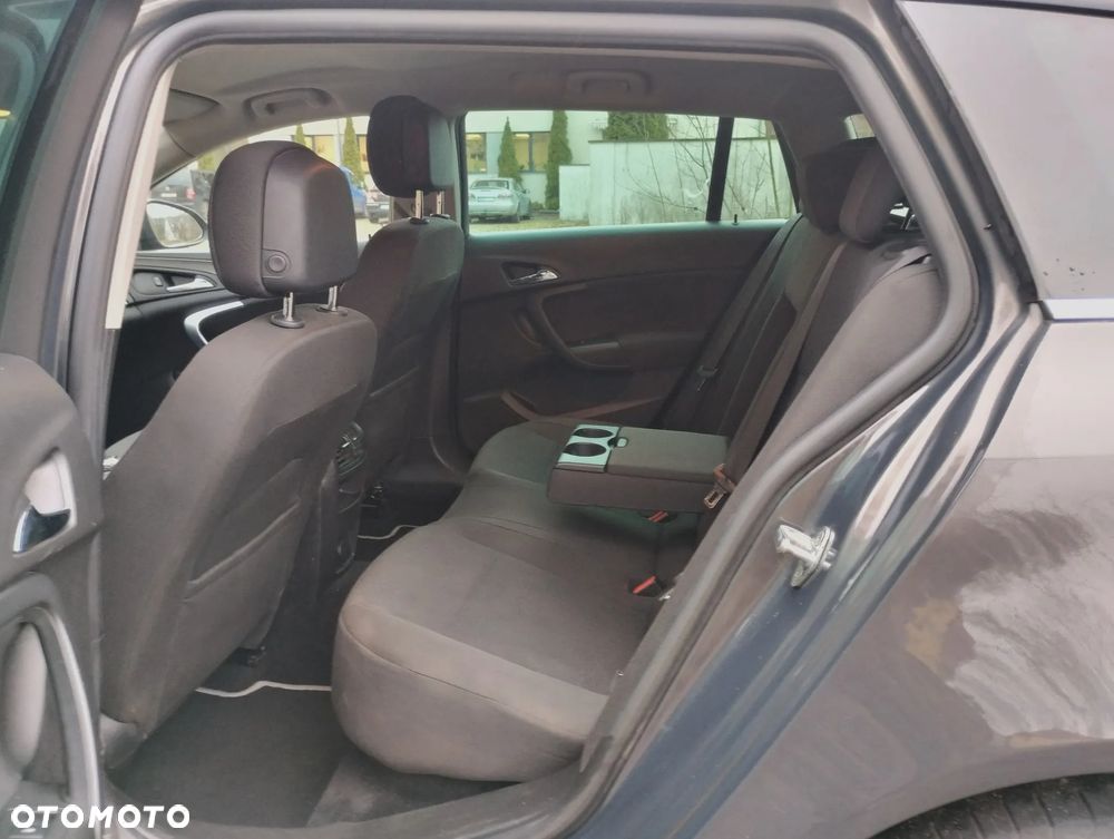 Opel Insignia - 12