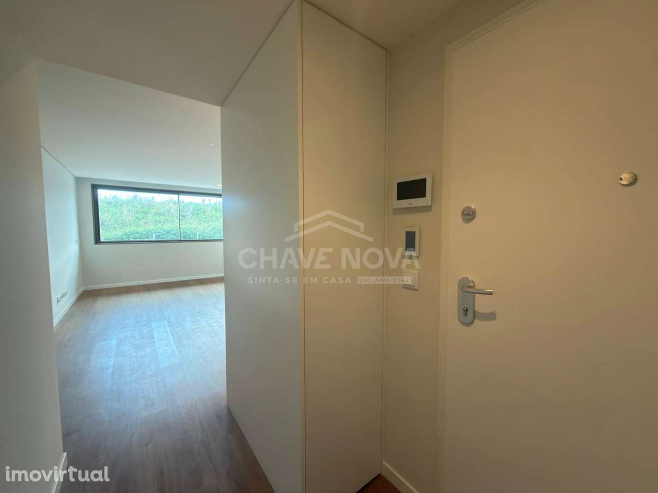 T2+1 Office Novo c/ Lugar de Garagem em Oliveira do Douro - Grande imagem: 4/24