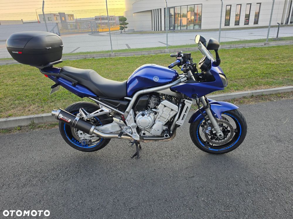 Yamaha FZS - 2