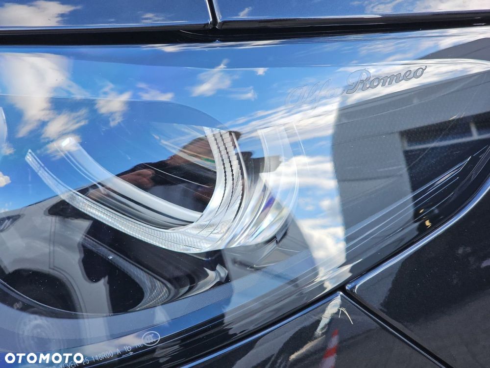 Alfa Romeo Stelvio 2.0 Turbo Veloce Q4 - 12