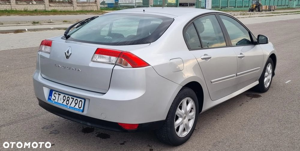 Renault Laguna 2.0 Authentique - 4