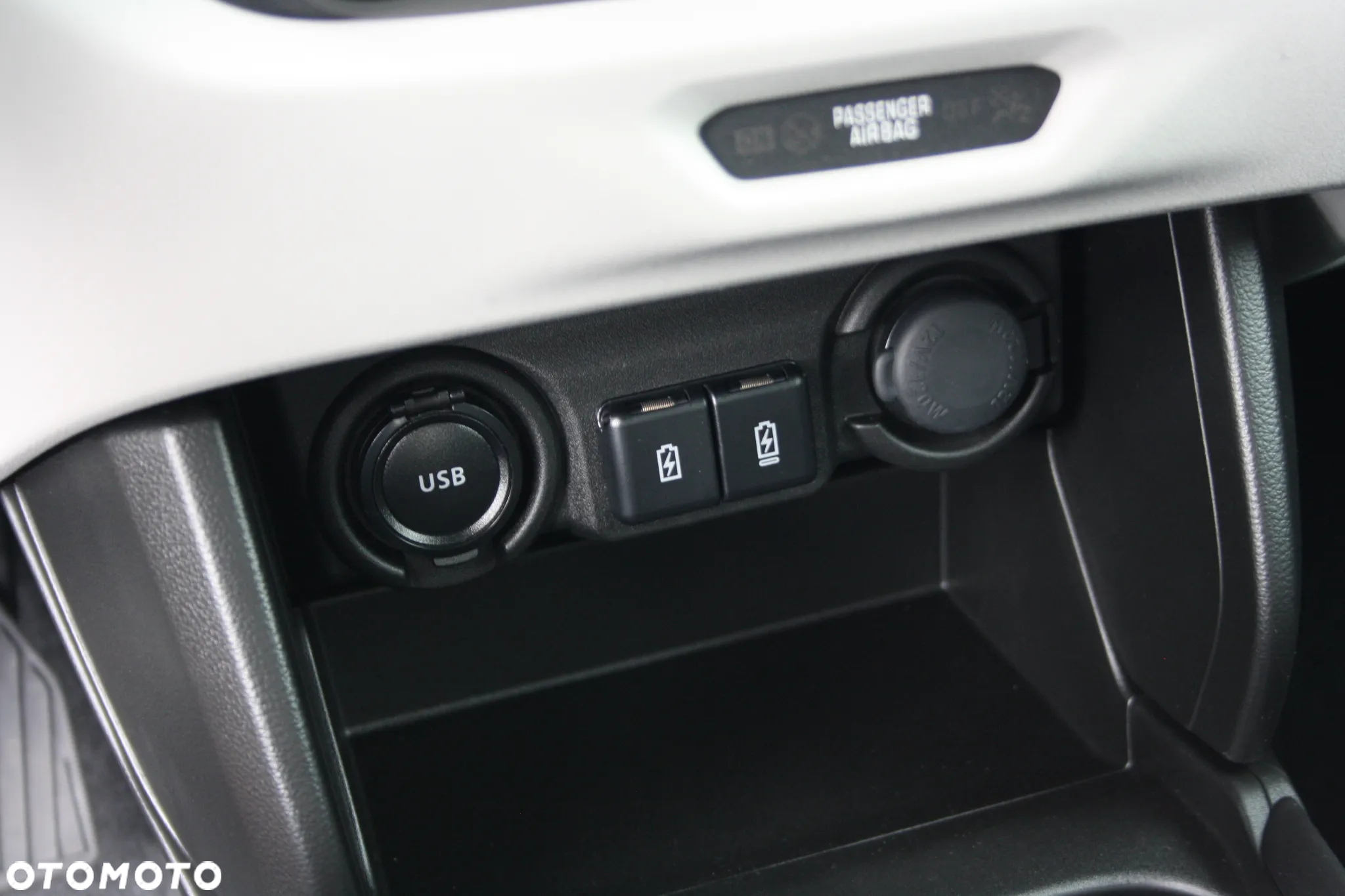 Suzuki Swift 1.2 Dualjet SHVS Premium Plus - 26