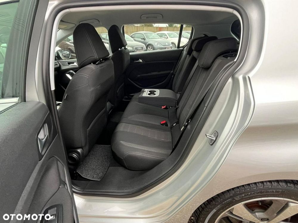 Peugeot 308 HDi FAP 150 Allure - 30