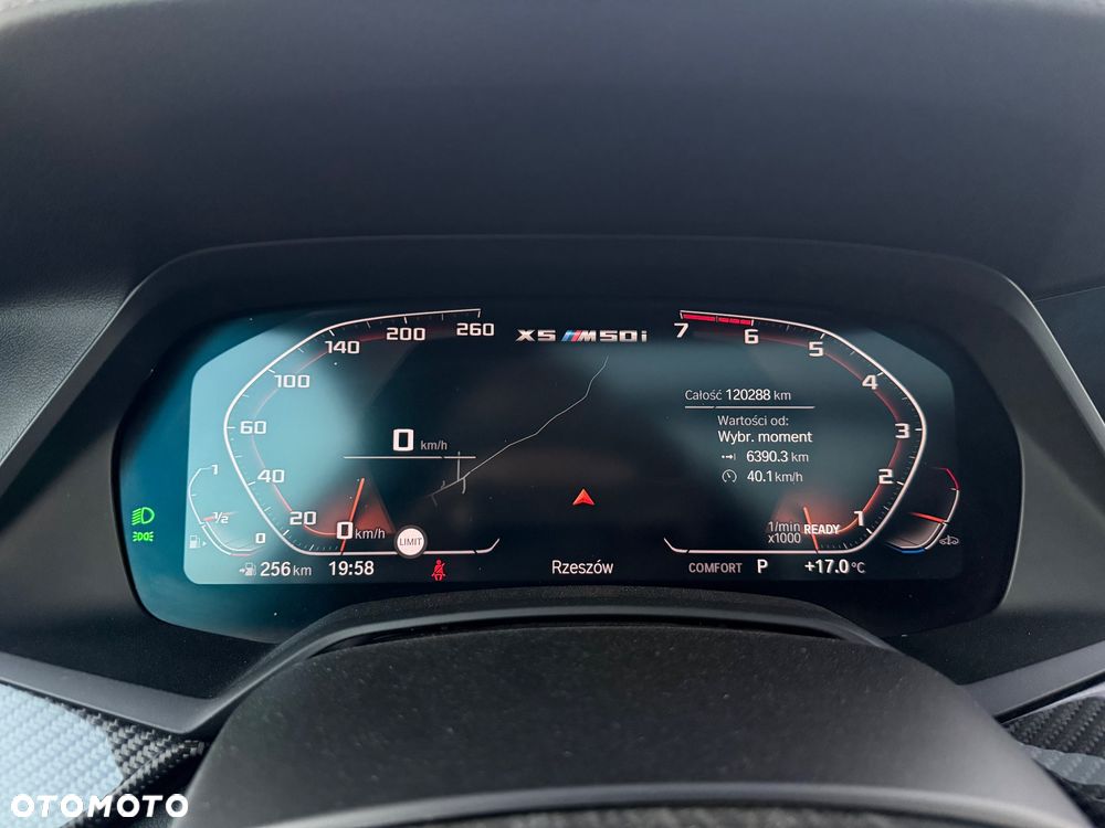 BMW X5 M M50i - 25