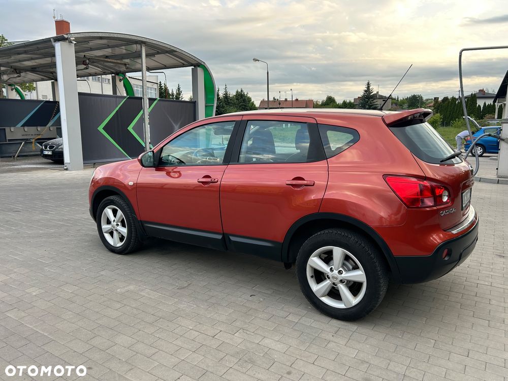 Nissan Qashqai - 11