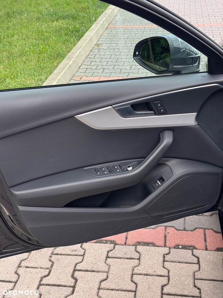 Audi A4 Avant 30 TDI mHEV S tronic - 25