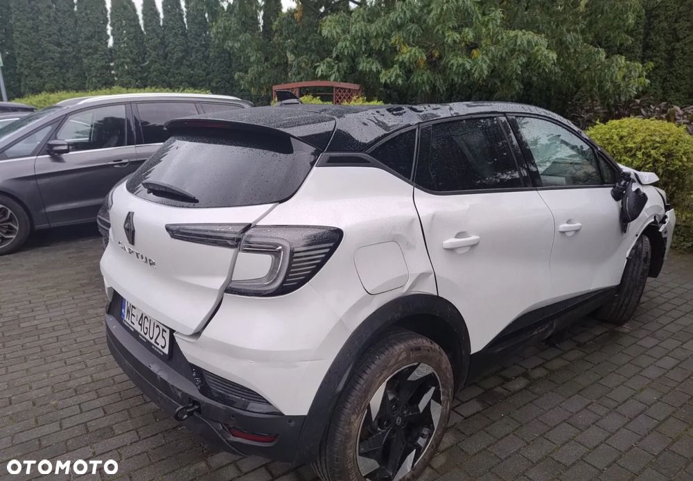 Renault Captur 1.3 TCe mHEV Techno EDC - 3
