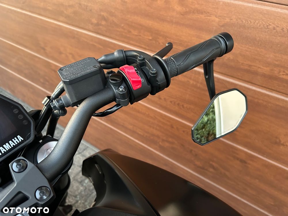 Yamaha MT - 18