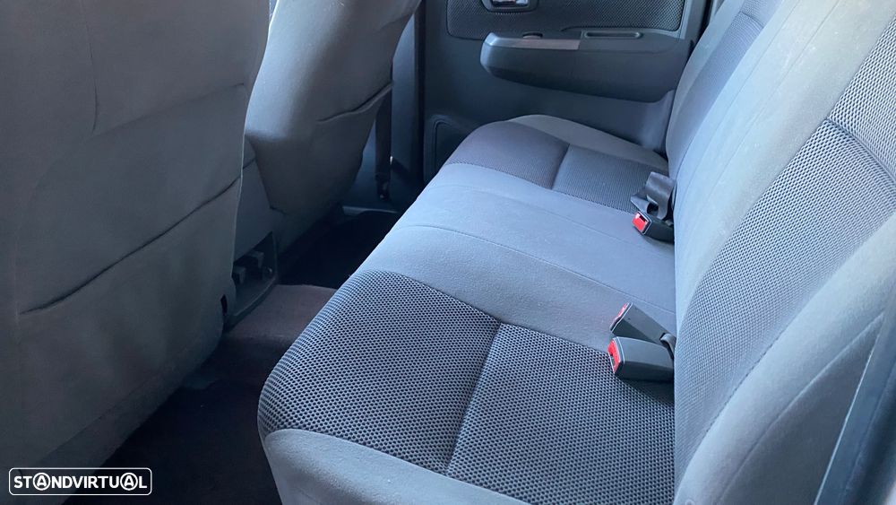 Toyota Hilux 3.0 D-4D 4WD CD Tracker - 16