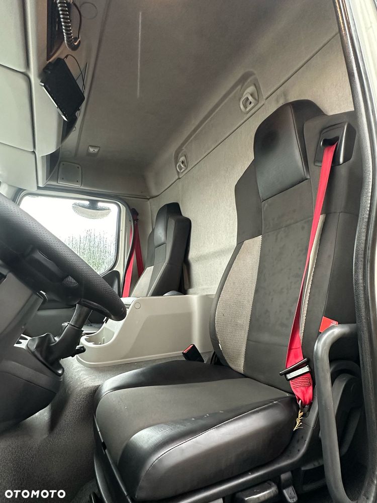 Renault D 14 / 240 / CHŁODNIA / WINDA / 16 EUROPALET / 6.7 M DŁUGOŚCI / BI-TEMPERATURA / CARRIER SUPRA 850 - 21