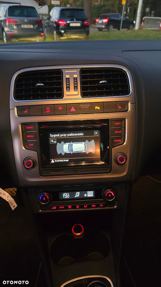 Volkswagen Polo 1.2 TSI BMT Highline Perfectline - 11