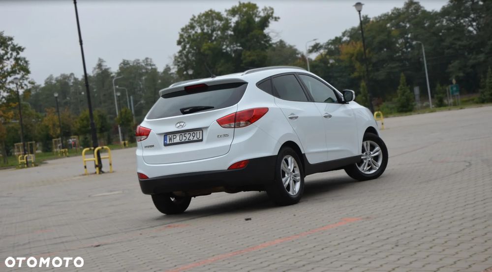 Hyundai ix35 - 12