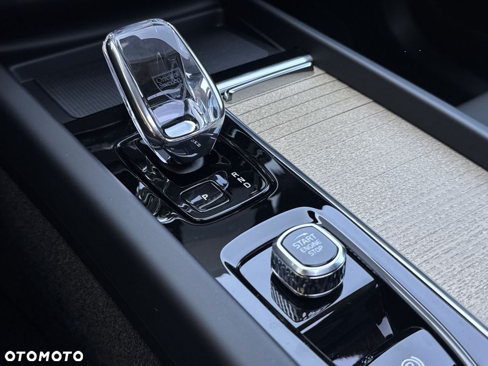 Volvo XC 60 - 24