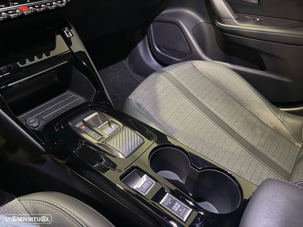 Peugeot e-2008 50 kWh Allure Pack - 19