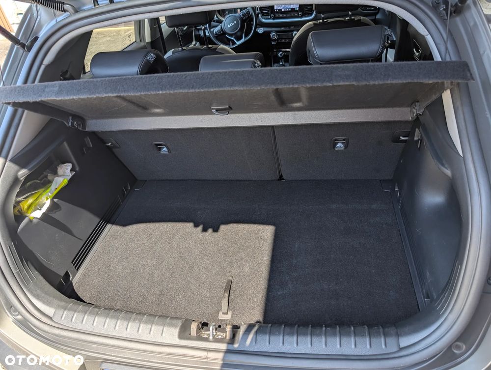 Kia Stonic 1.2 L Business Line - 35
