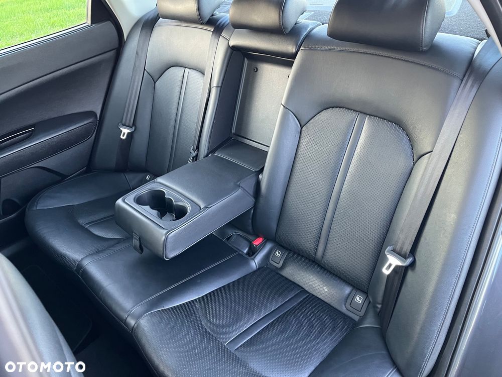 Kia Optima 1.7 CRDI XL DCT - 26