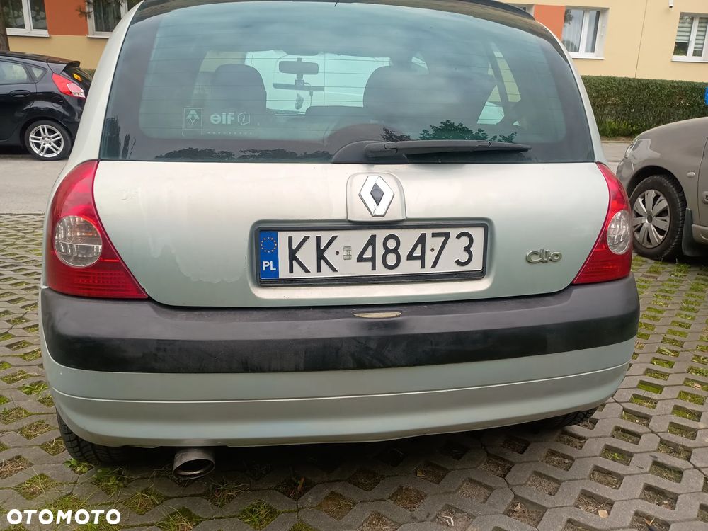 Renault Clio - 1