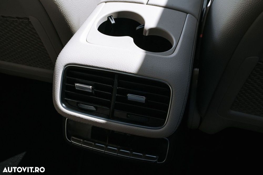 Mercedes-Benz GLS - 26
