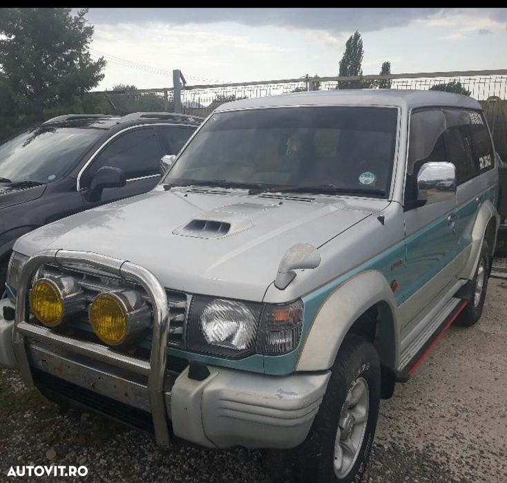 Dezmembrez mitsubishi pajero mk2 - 5