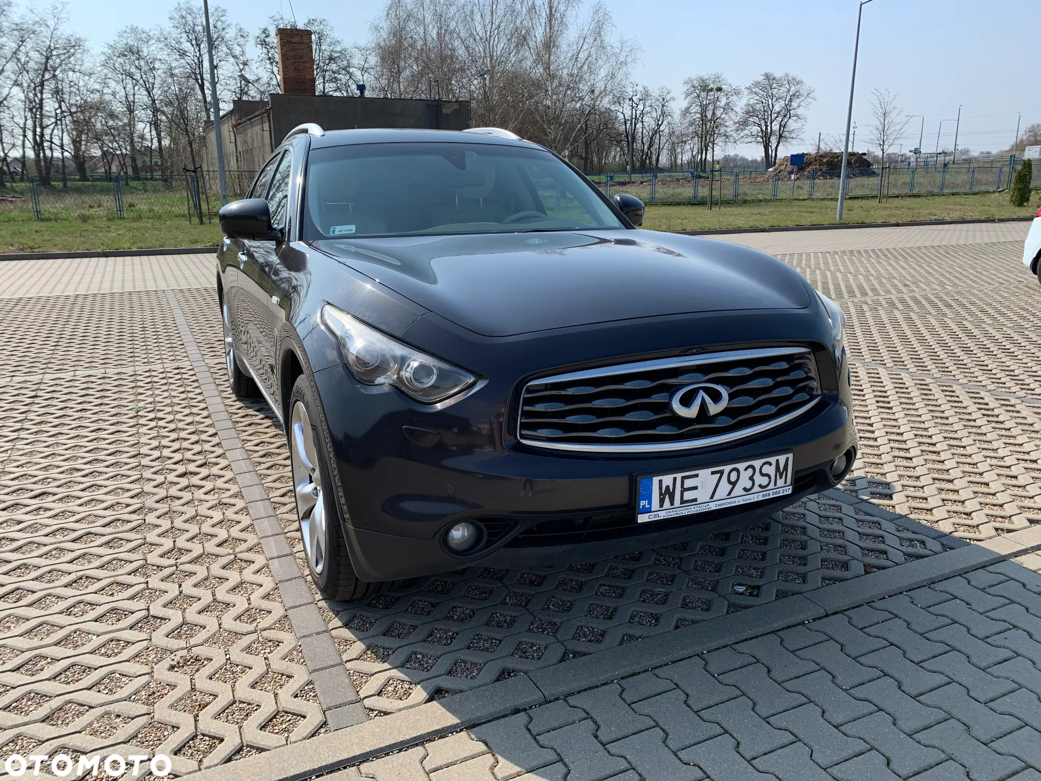 Infiniti FX FX30d S - 2