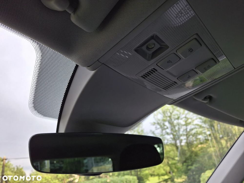 Volkswagen Tiguan 2.0 TDI SCR Life - 38