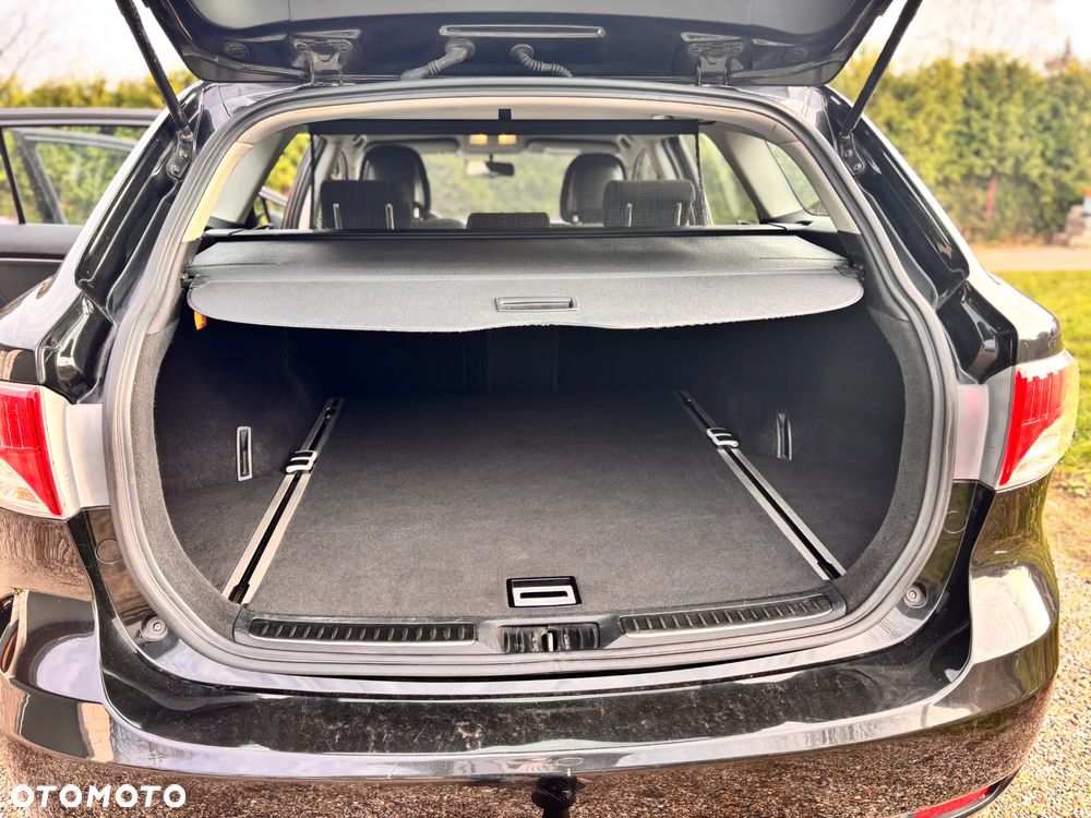 Toyota Avensis 2.0 D-4D Premium - 10