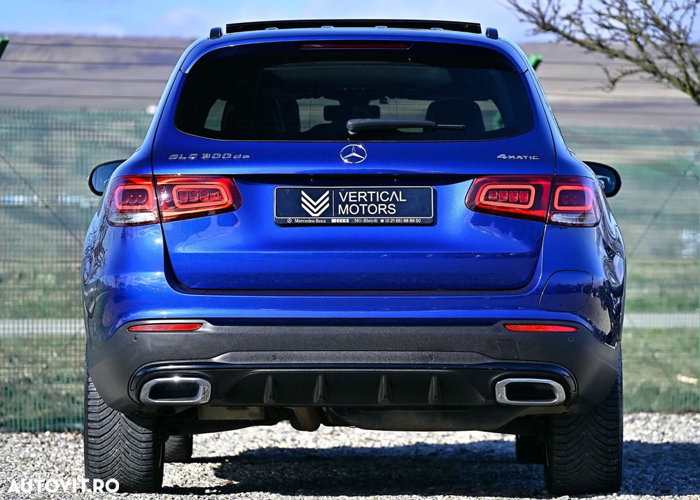 Mercedes-Benz GLC 300 de 4Matic 9G-TRONIC AMG Line Plus - 13