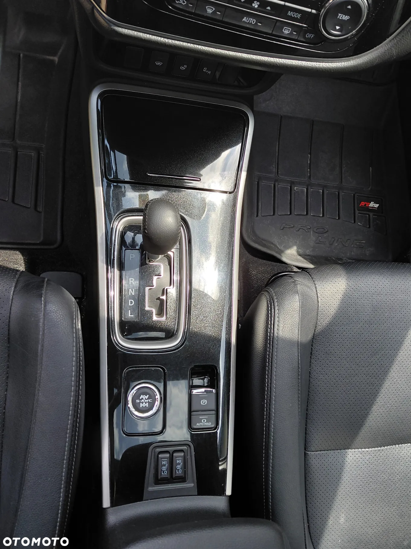 Mitsubishi Outlander 2.2 DI-D 4WD Automatik Diamant Edition - 7