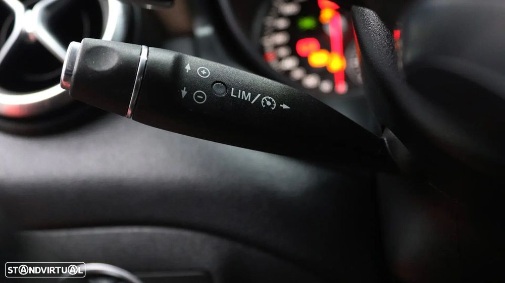 Mercedes-Benz CLA 220 d Shooting Brake AMG Line Aut. - 14