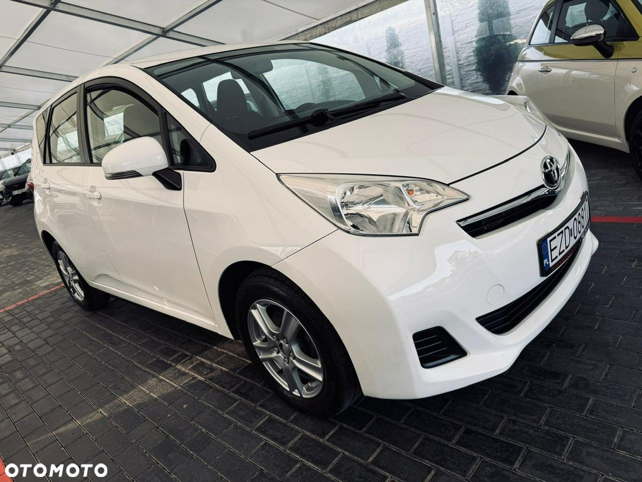 Toyota Verso S - 11