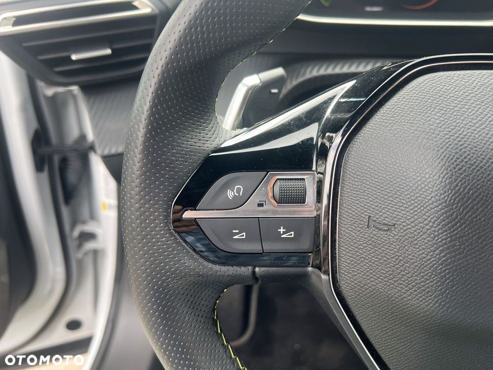Peugeot 2008 1.2 PureTech GT S&S EAT8 - 13