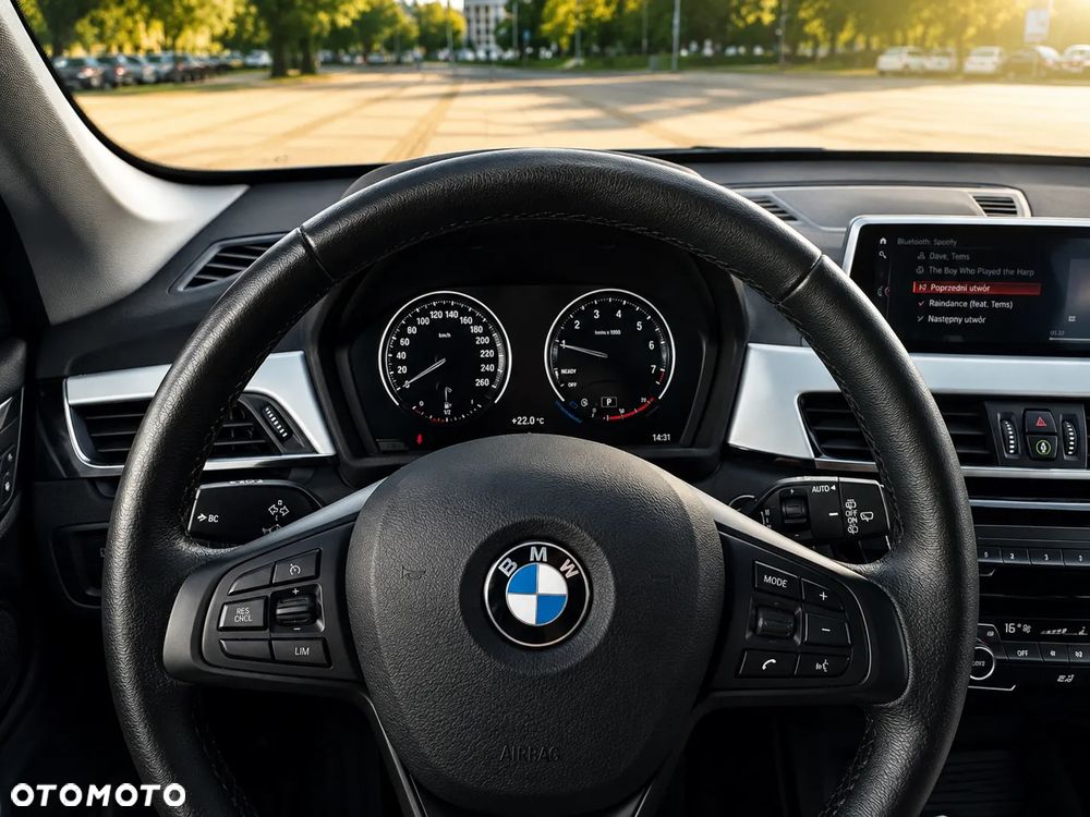 BMW X1 sDrive18i - 7
