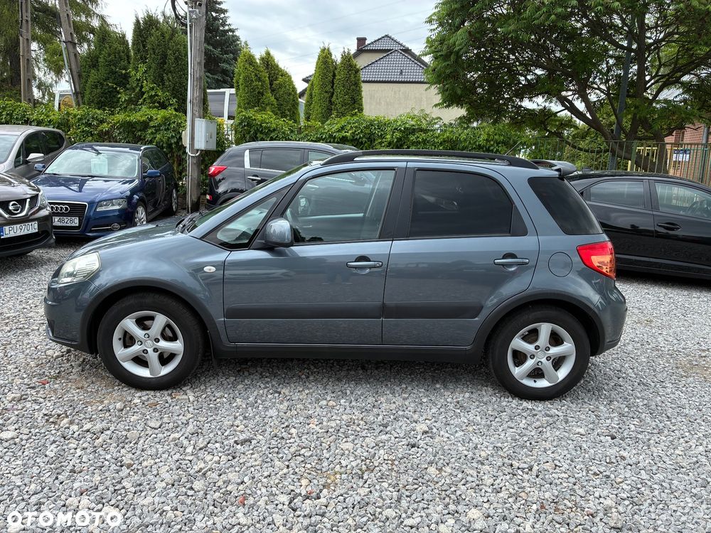 Suzuki SX4 1.6 VVT 4x2 Comfort - 4
