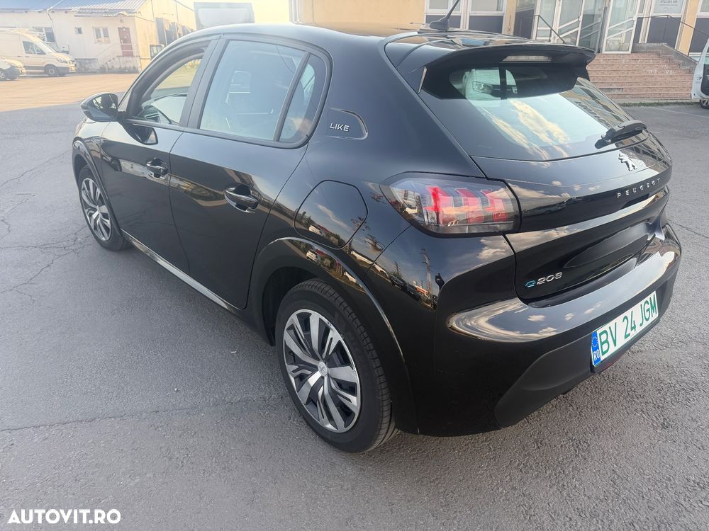 Peugeot 208 Elektromotor 136 Allure+ - 2