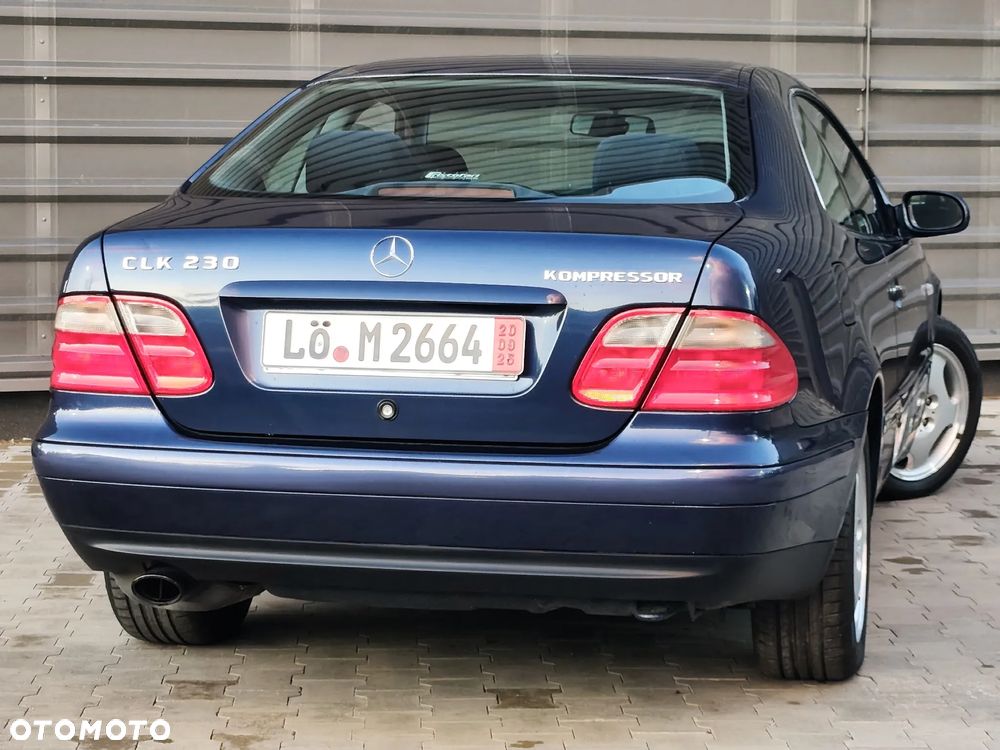 Mercedes-Benz CLK - 15