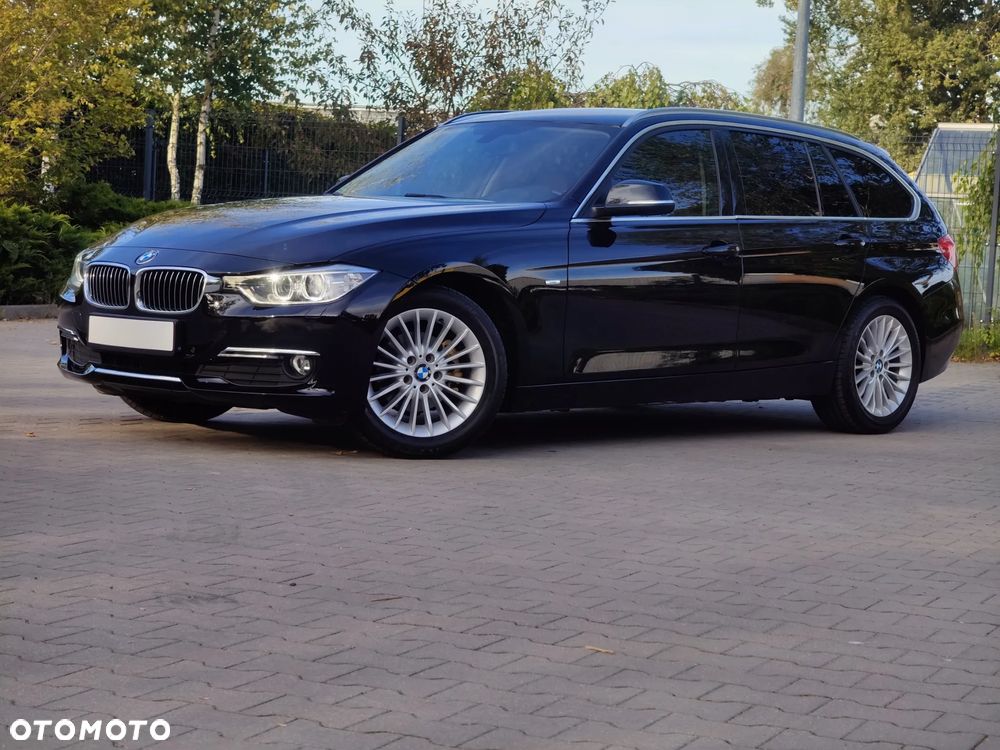 BMW Seria 3 318d Luxury Line - 11