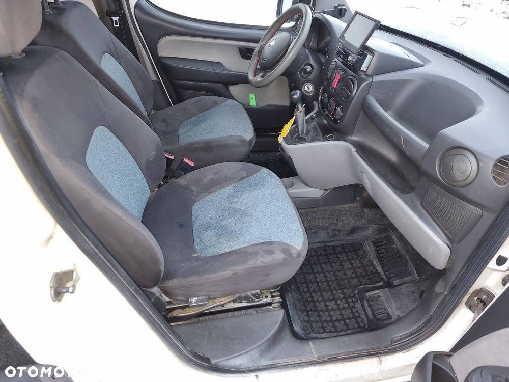 Fiat Doblo 1.9 JTD Family - 4