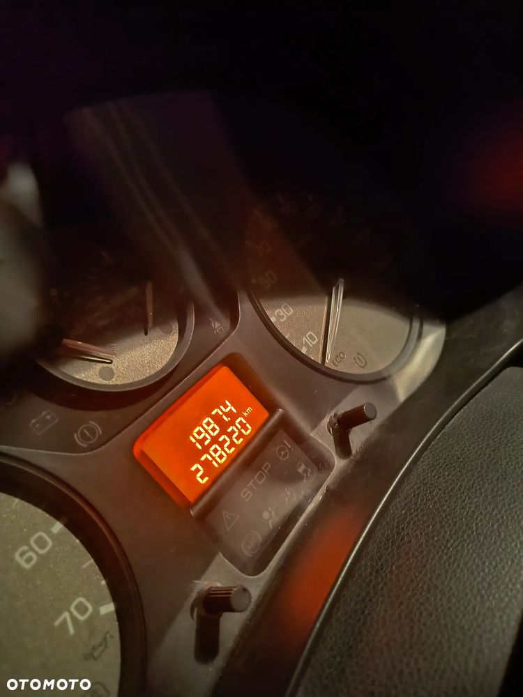 Peugeot Partner 1.6 HDi Outdoor - 13