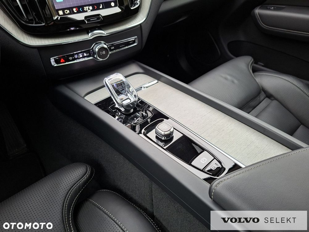 Volvo XC 60 - 26