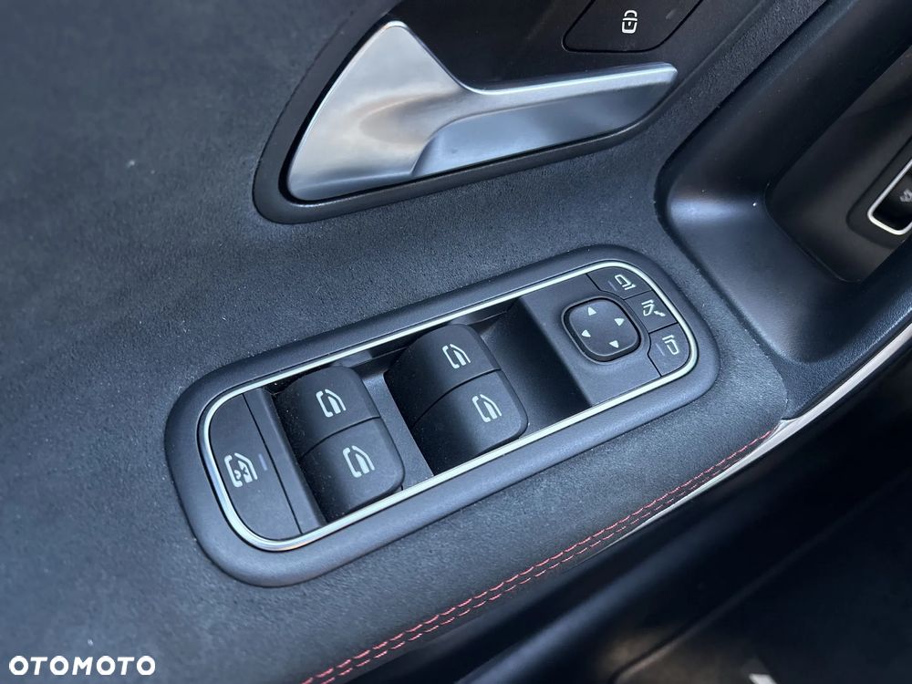 Mercedes-Benz CLA 200 mHEV 7G-DCT - 25