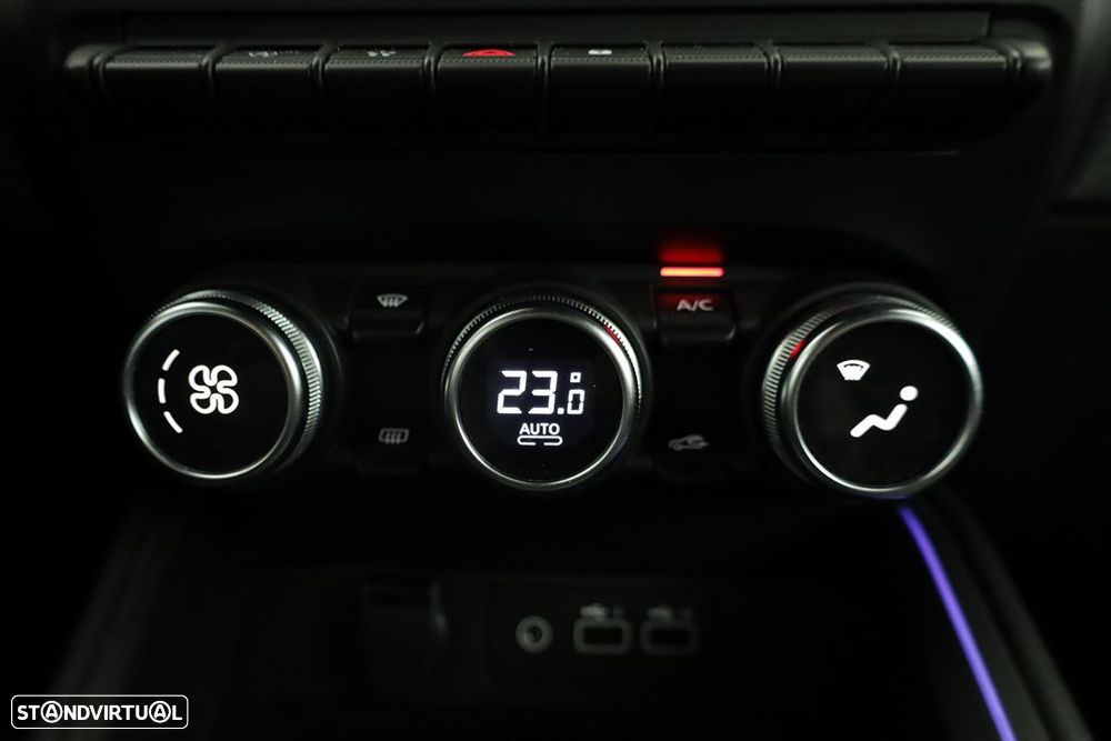 Renault Clio 1.0 TCe Techno - 11