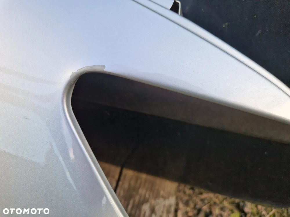 BŁOTNIK PRAWY MERCEDES SPRINTER 907 910 - 11