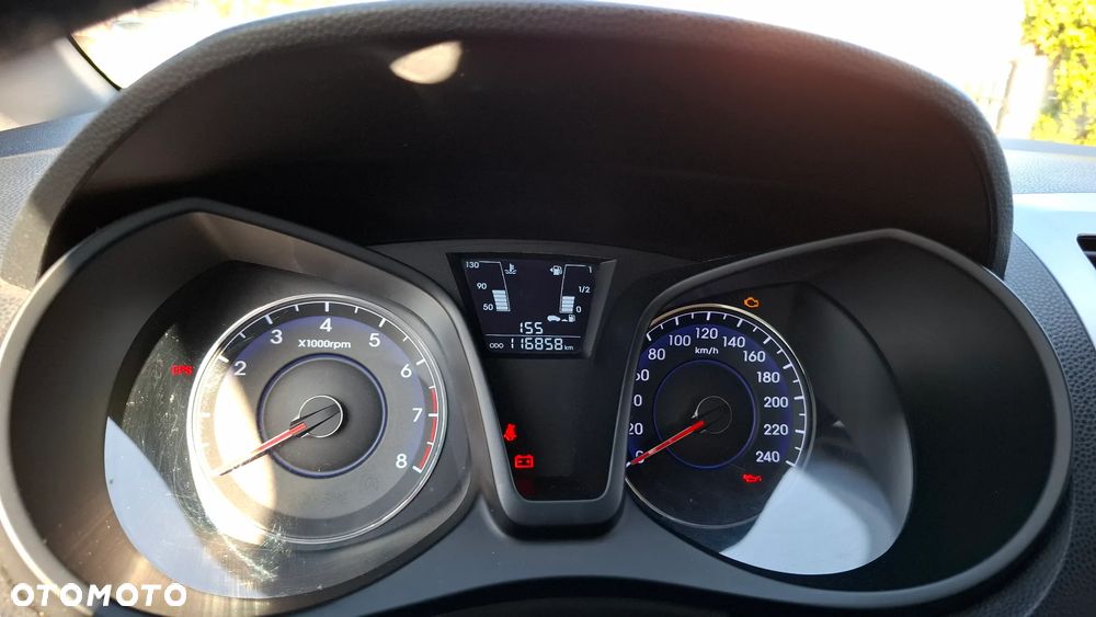 Hyundai ix20 1.6 Comfort - 20