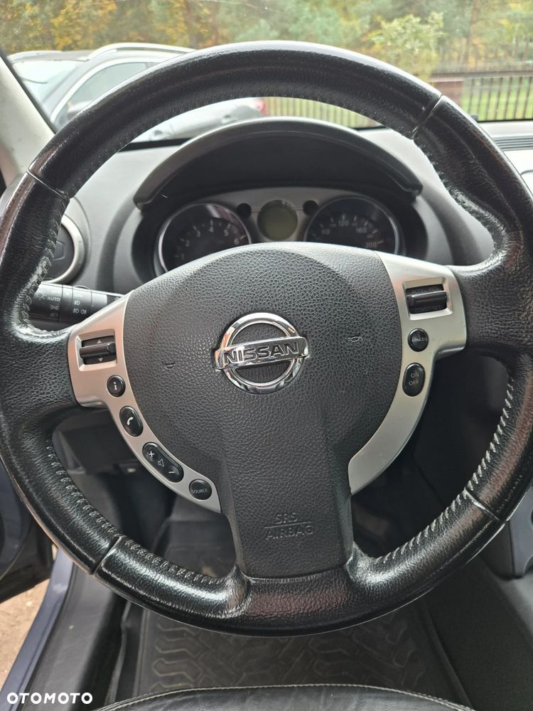 Nissan Qashqai - 11