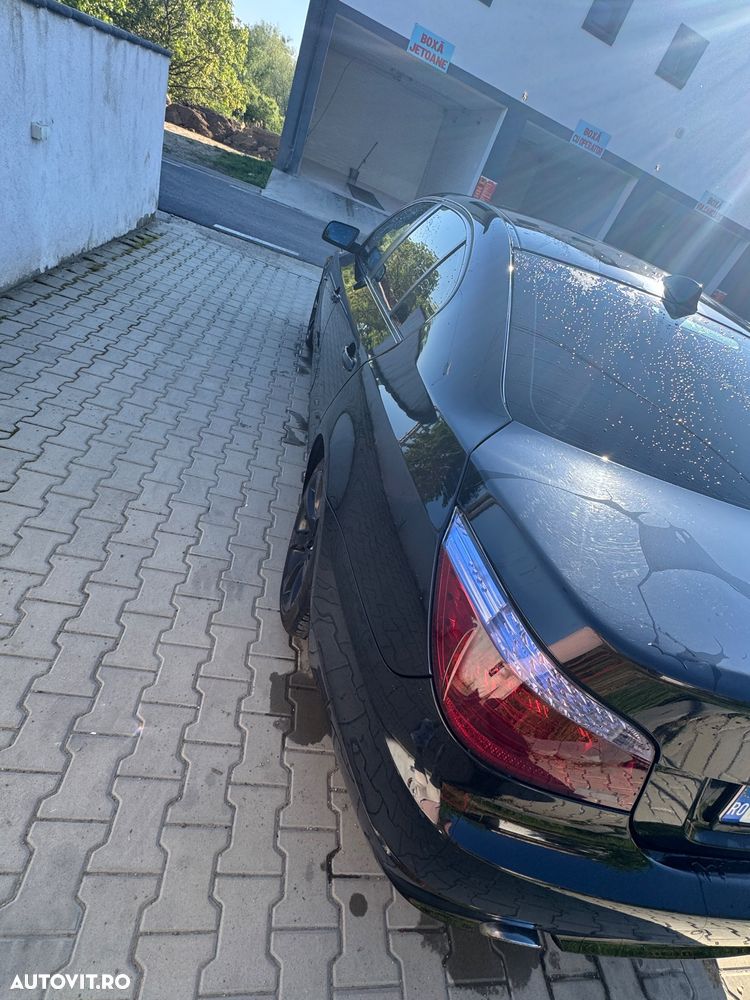 BMW Seria 5 - 10