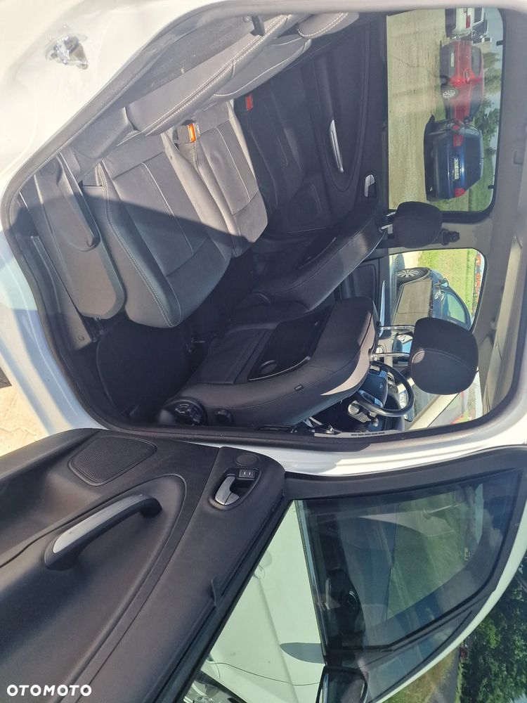 Ford Galaxy 2.0 TDCi Platinium X (Titanium) MPS6 - 27